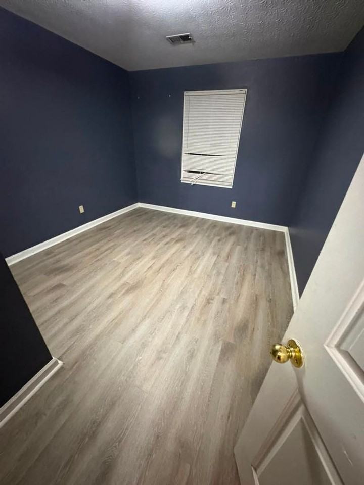 114 Mitchell Cir - Photo 6 of 7