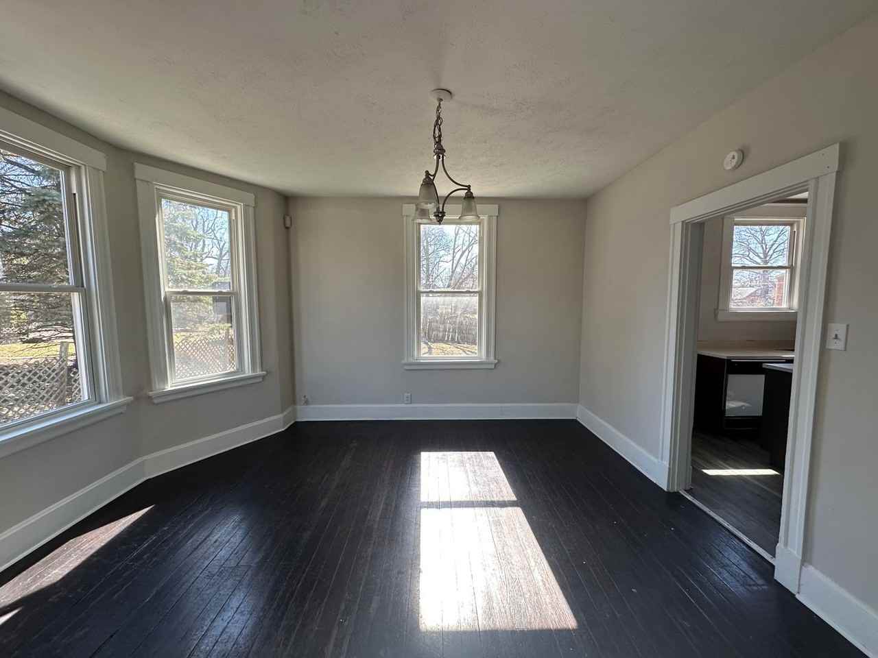3819 Saint Martins Pl - Photo 3 of 18