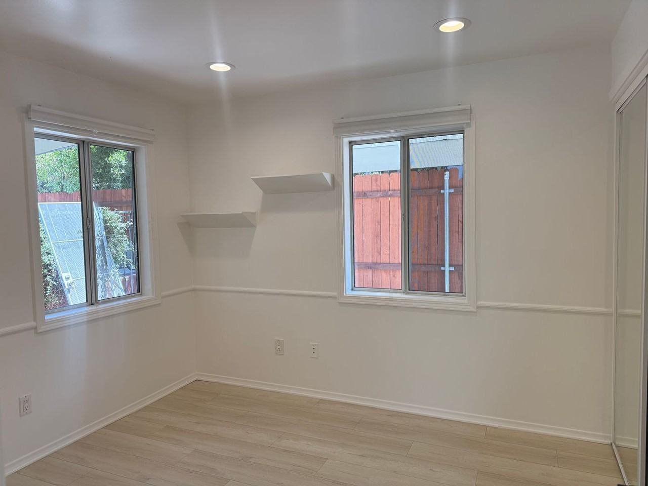 1704 Grafton St - Photo 7 of 24