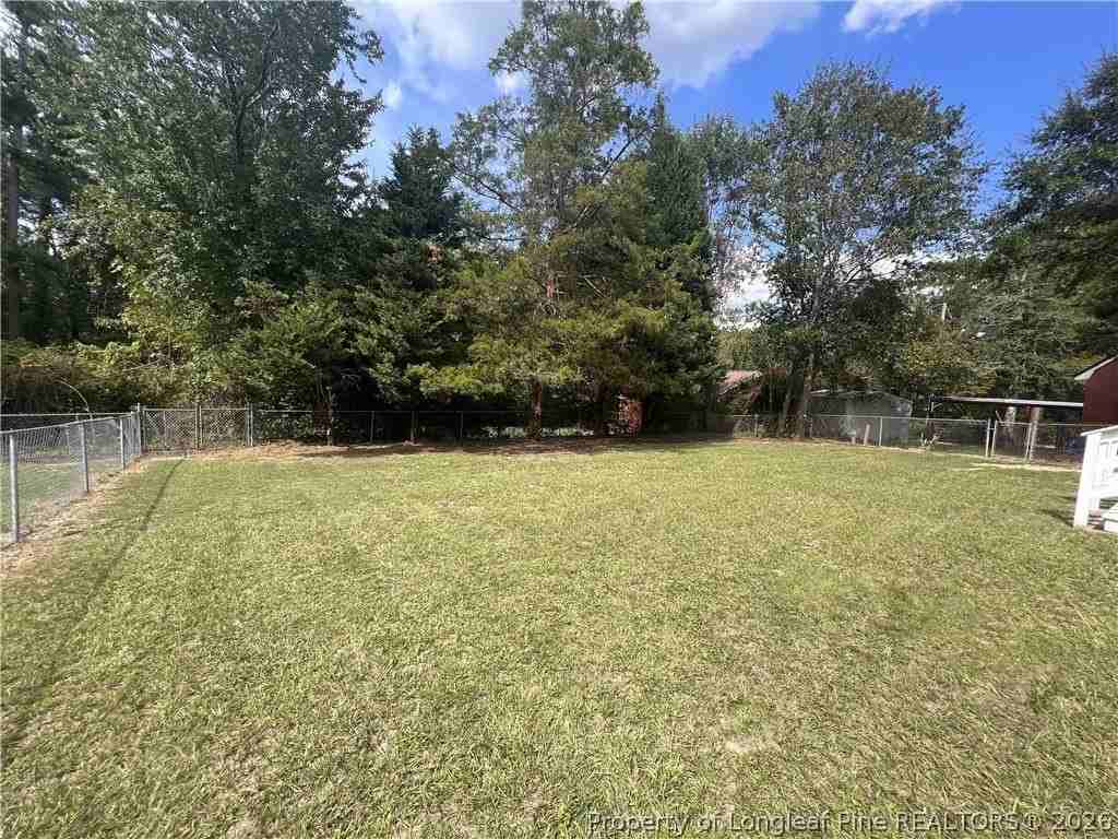 452 Mcrae Dr - Photo 3 of 15