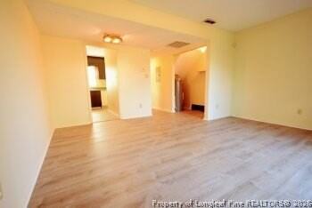 421 Kirkcaldy Ct - Photo 2 of 15
