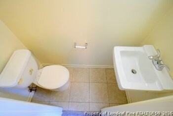 421 Kirkcaldy Ct - Photo 7 of 15