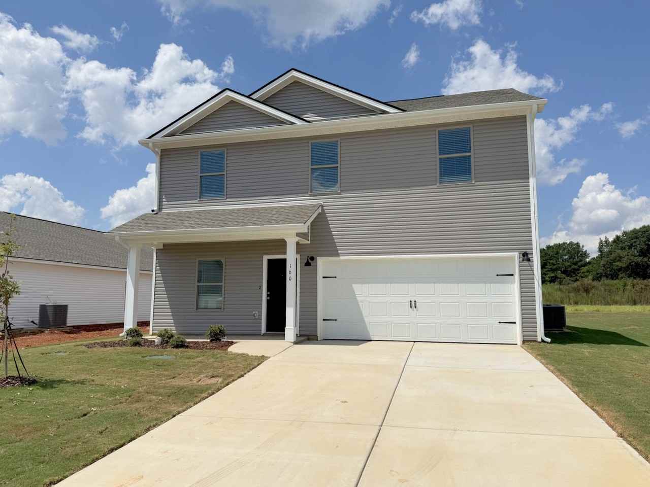160 Labrador Ln #1