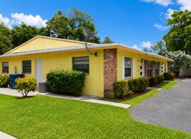 featured image of 3881 Riverside Dr