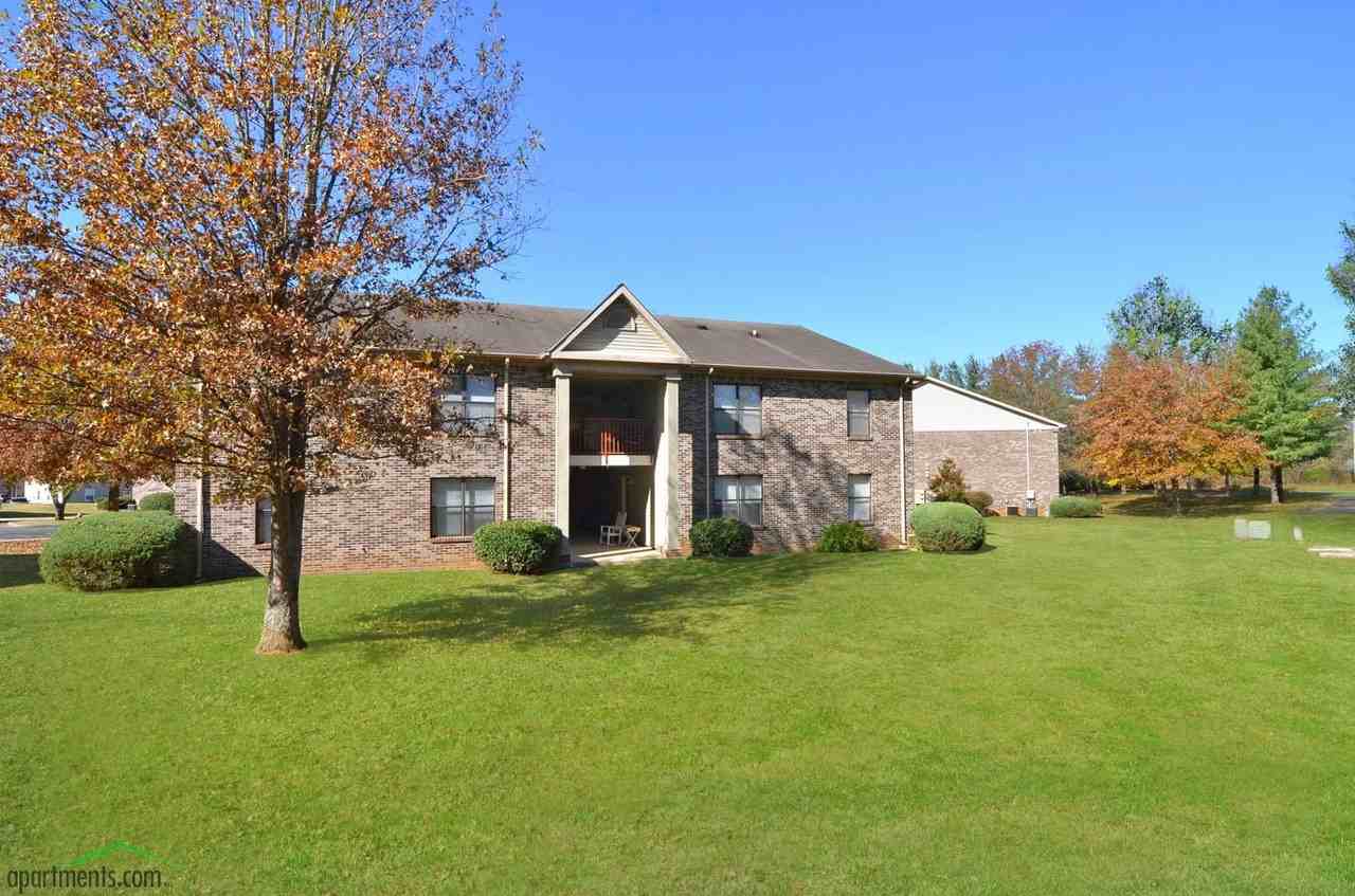 Oakview Apartments - Photo 3 of 8