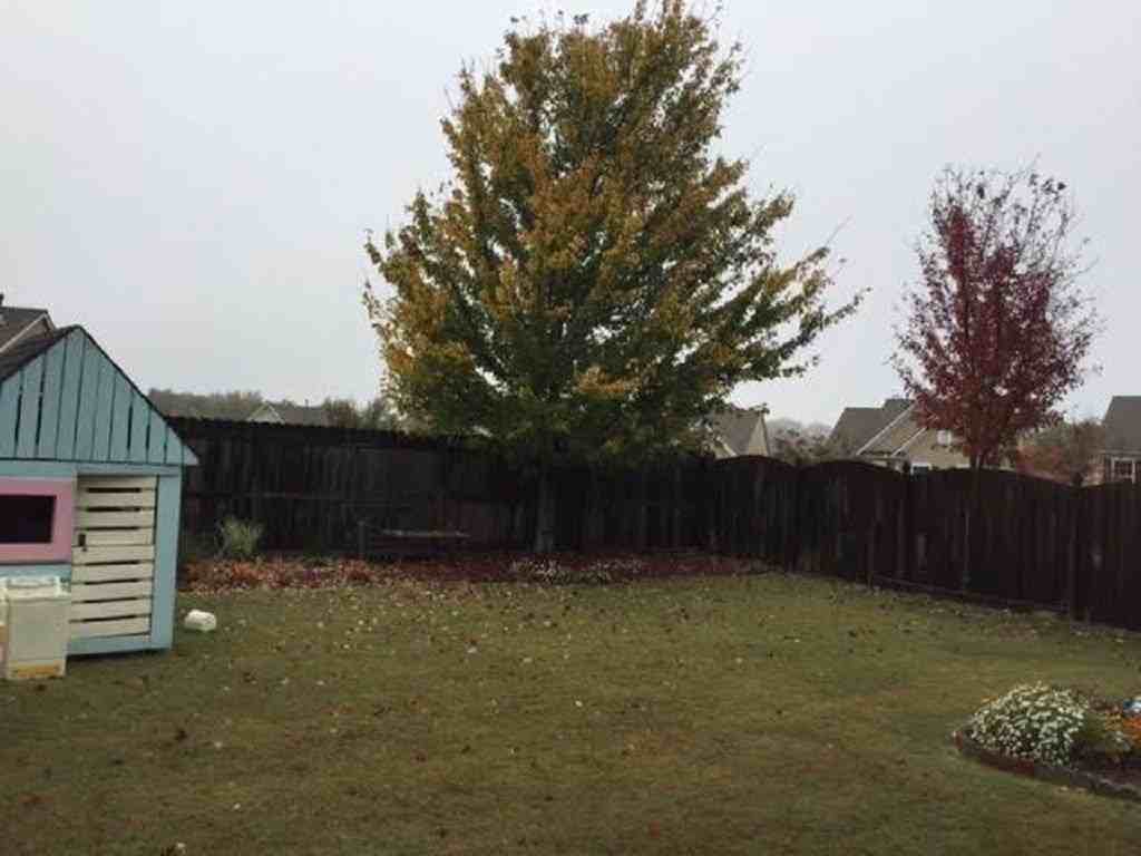5720 Weddington Dr - Photo 7 of 9