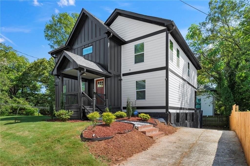 298 Roy St Sw - Photo 2 of 49