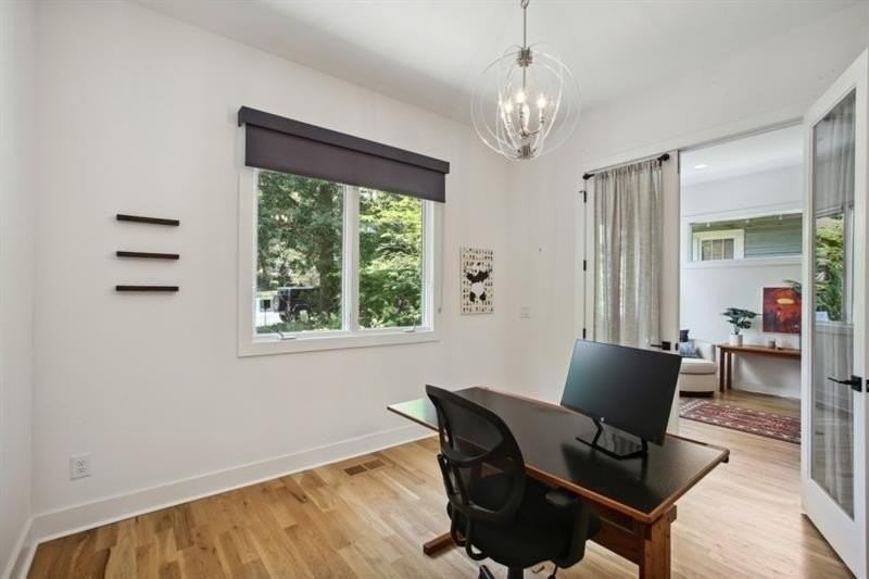 129 Holiday Ave Ne #B - Photo 4 of 25