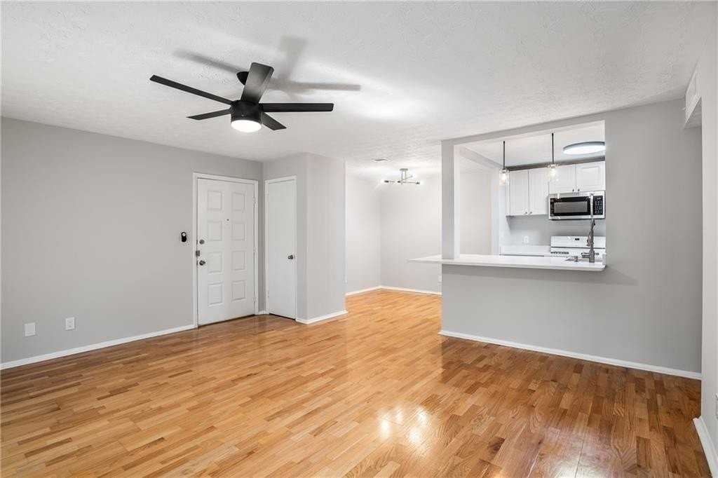 515 Summit North Dr Ne - Photo 7 of 21