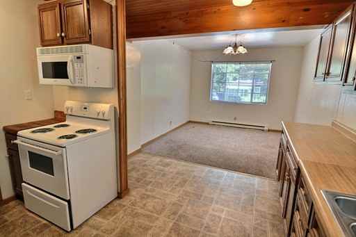 603 Oak Ln - Photo 5 of 21