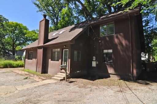 603 Oak Ln - Photo 7 of 21