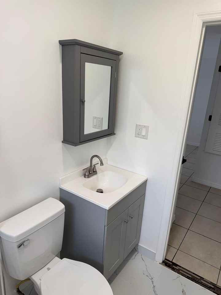 212 6th Jpv St #201 - Photo 2 of 18