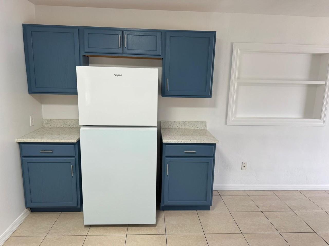 212 6th Jpv St #201 - Photo 5 of 18