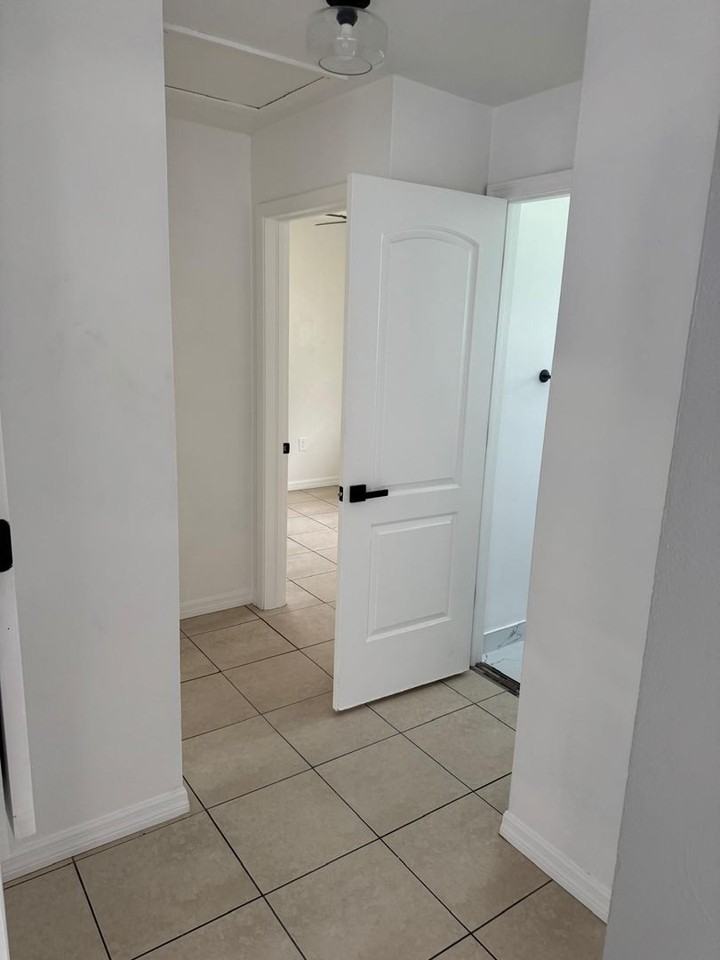 212 6th Jpv St #201 - Photo 7 of 18