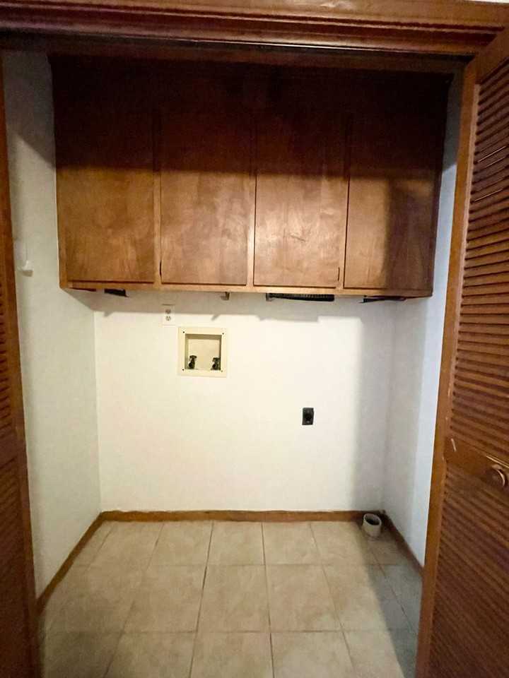 407 Harleston Rd - Photo 6 of 18