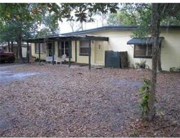 featured image of 321 E 6th St