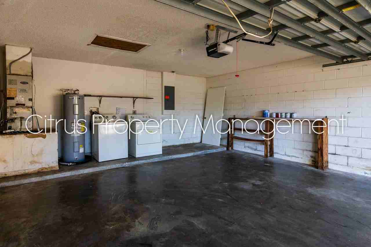 5201 Yaupon St - Photo 5 of 19