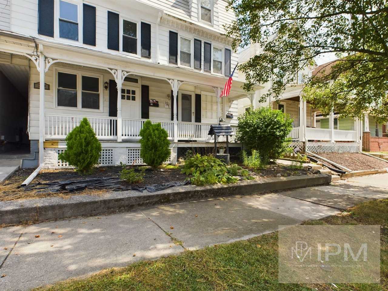 39 N Water St - Photo 2 of 15