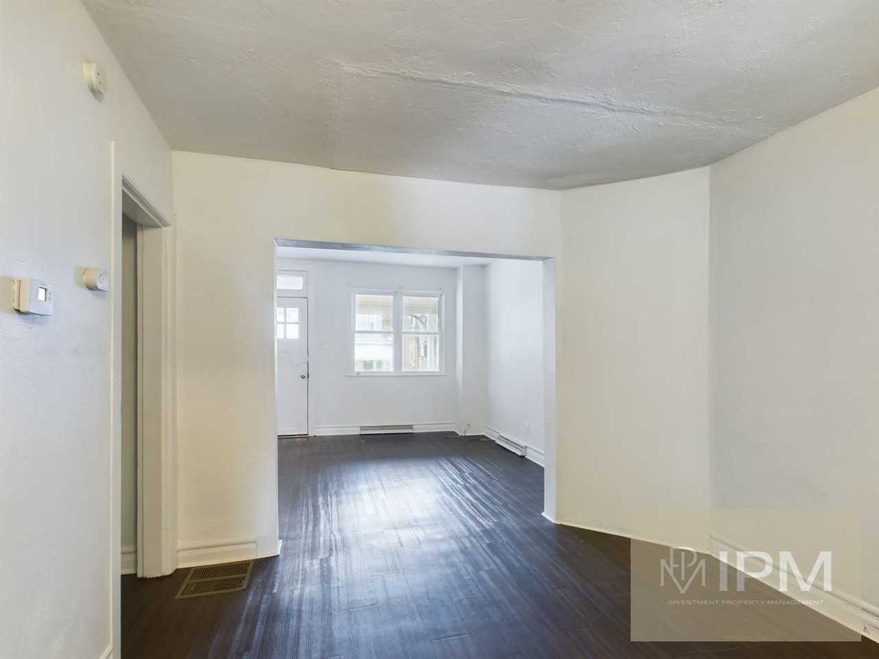 39 N Water St - Photo 4 of 15