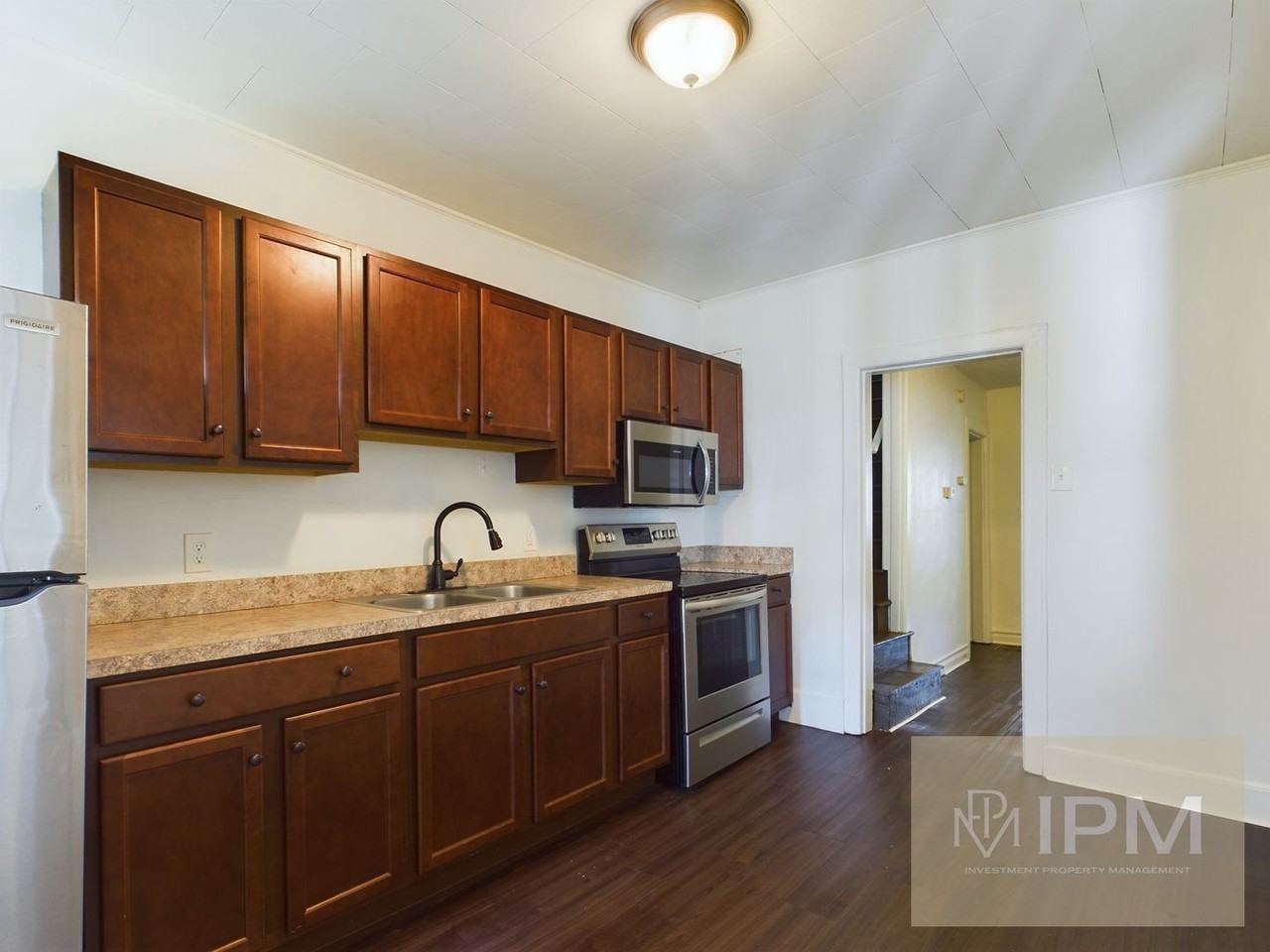 39 N Water St - Photo 6 of 15