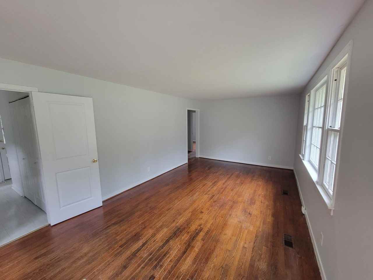 2014 Bluemont Dr - Photo 4 of 11