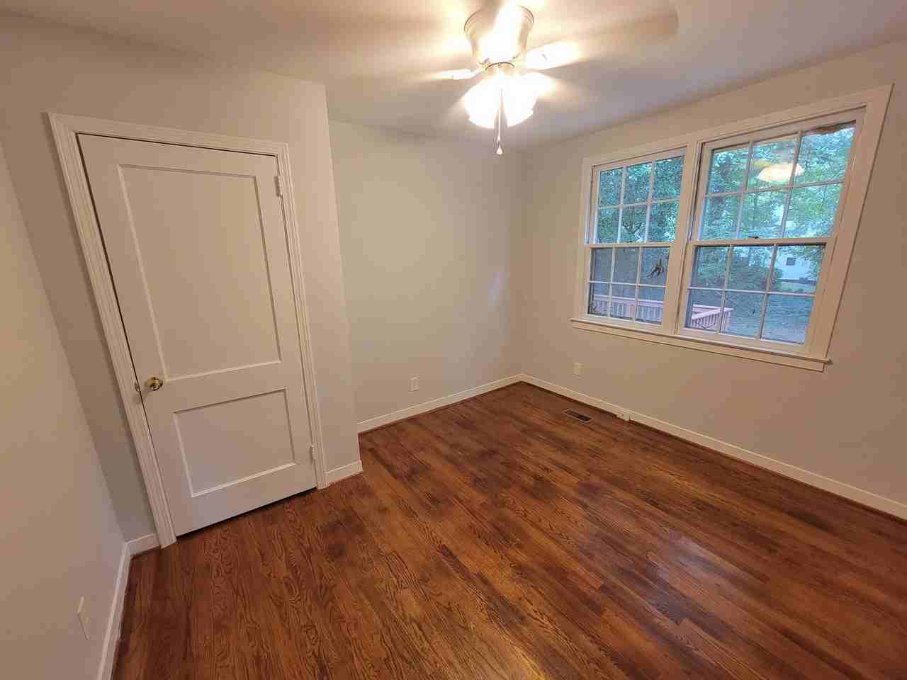2014 Bluemont Dr - Photo 7 of 11