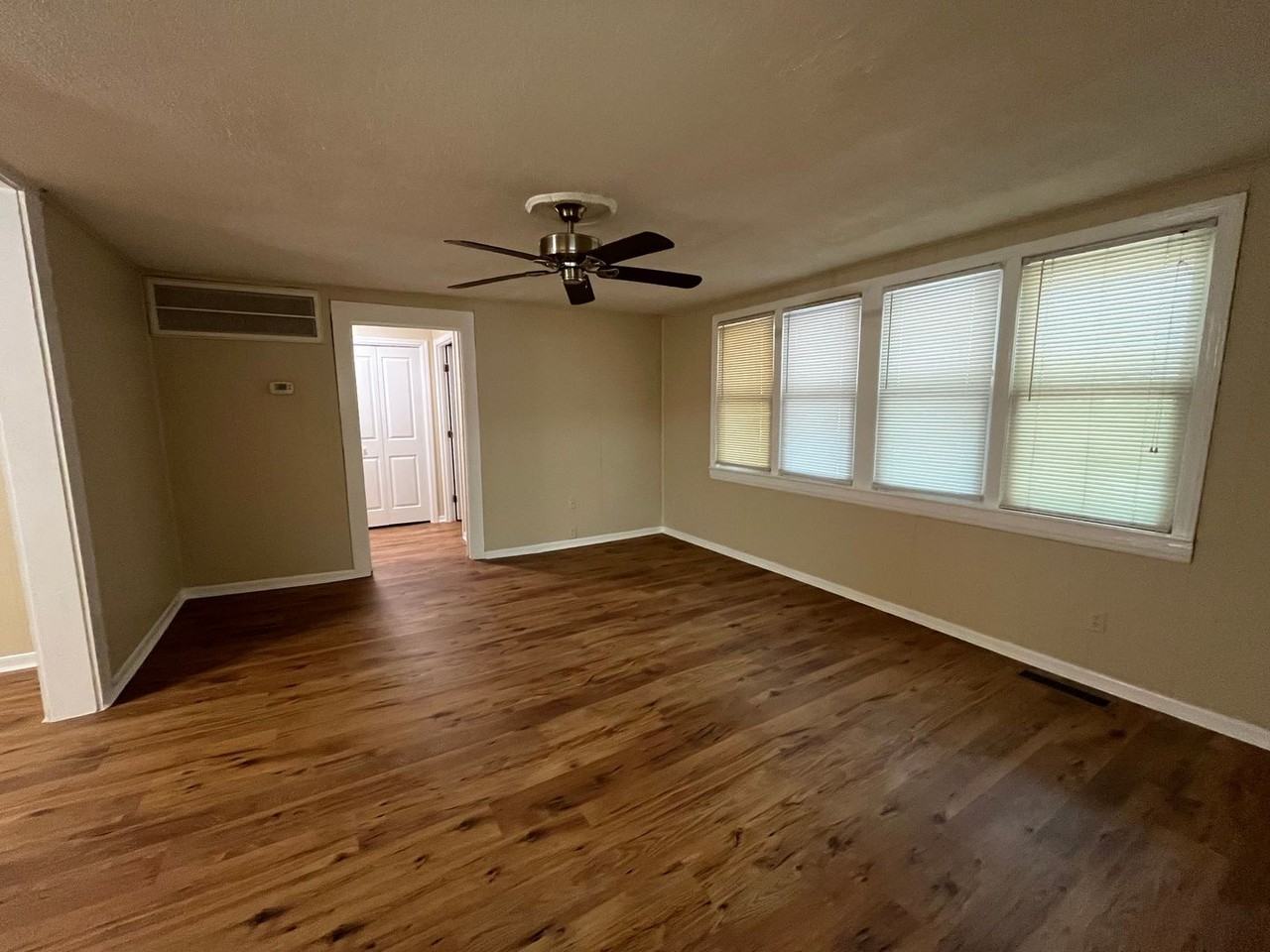 115 Commonwealth Ave - Photo 7 of 19