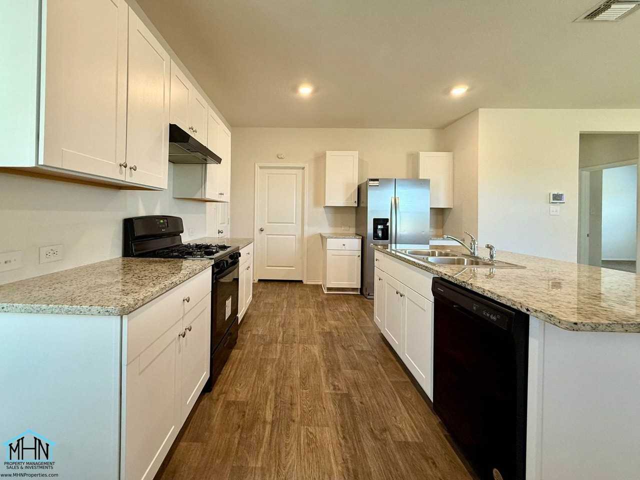 12902 Kalinoski - Photo 7 of 29