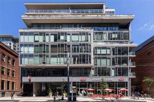 95 Bathurst Street #819 - Photo 1 of 1