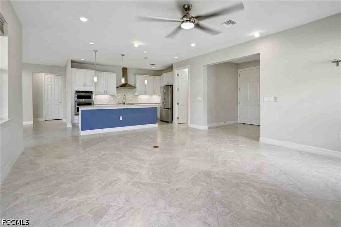 11752 Bowes Cir - Photo 5 of 49