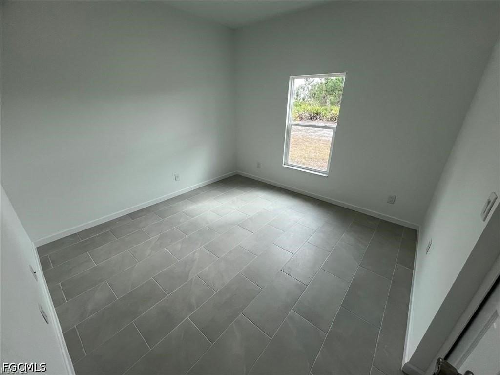 621 Grant Blvd - Photo 5 of 8