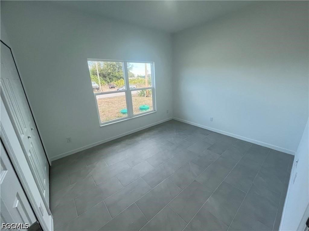 621 Grant Blvd - Photo 6 of 8