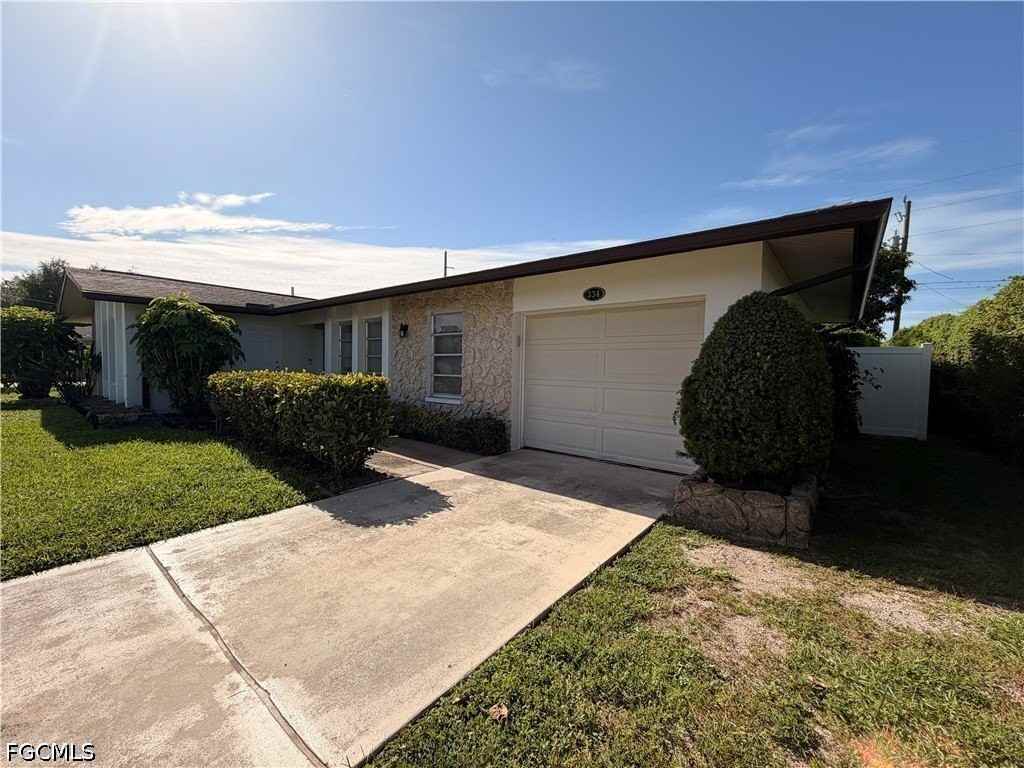 334 Se 47th Ter - Photo 2 of 33