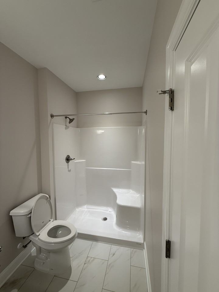 602 W Hill St #1 - Photo 6 of 15