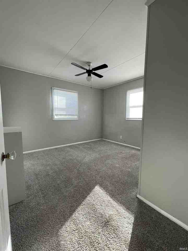 1940 Sinclair St - Photo 6 of 12