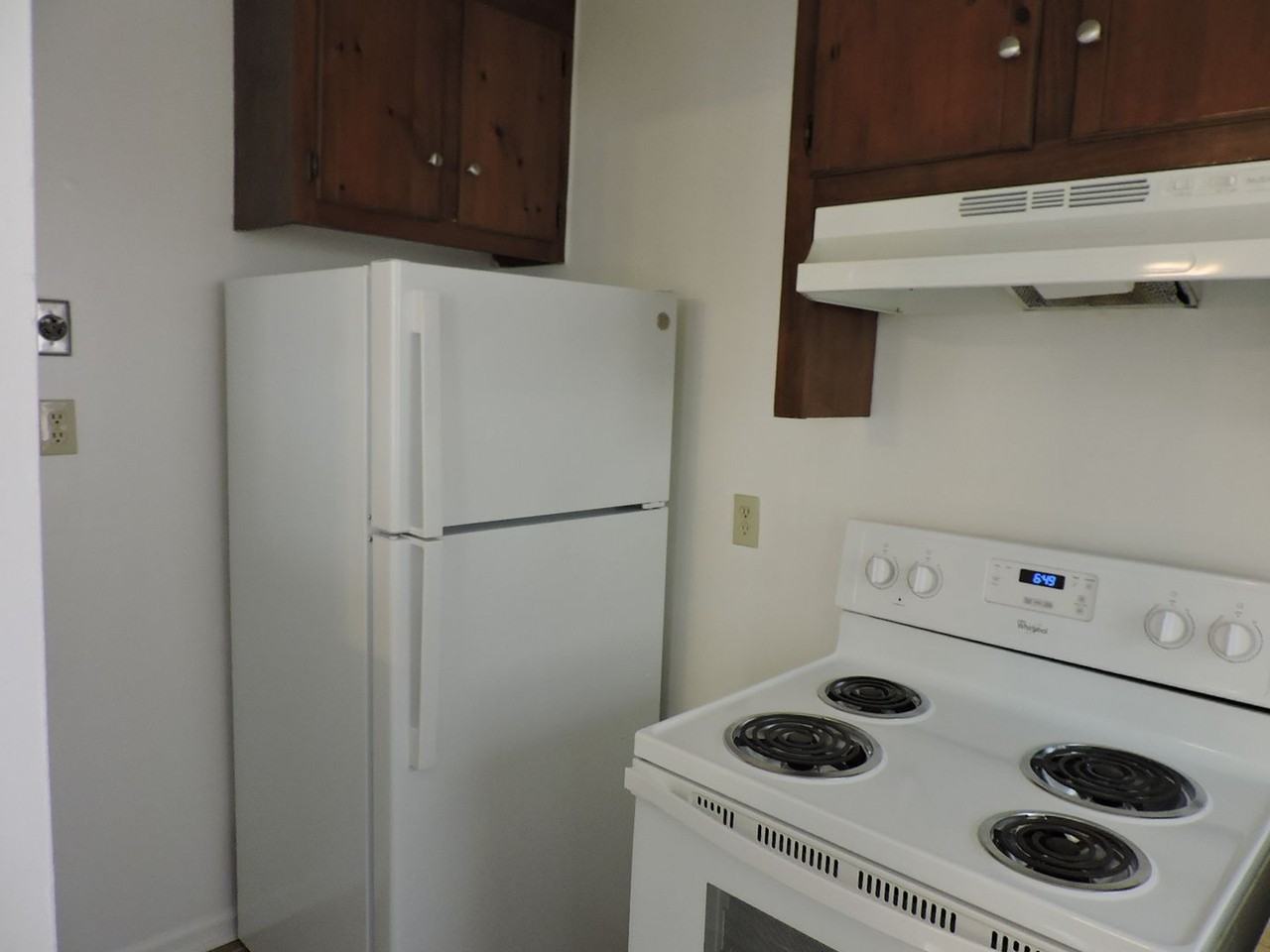 6687 Cedar Lake Dr - Photo 5 of 8