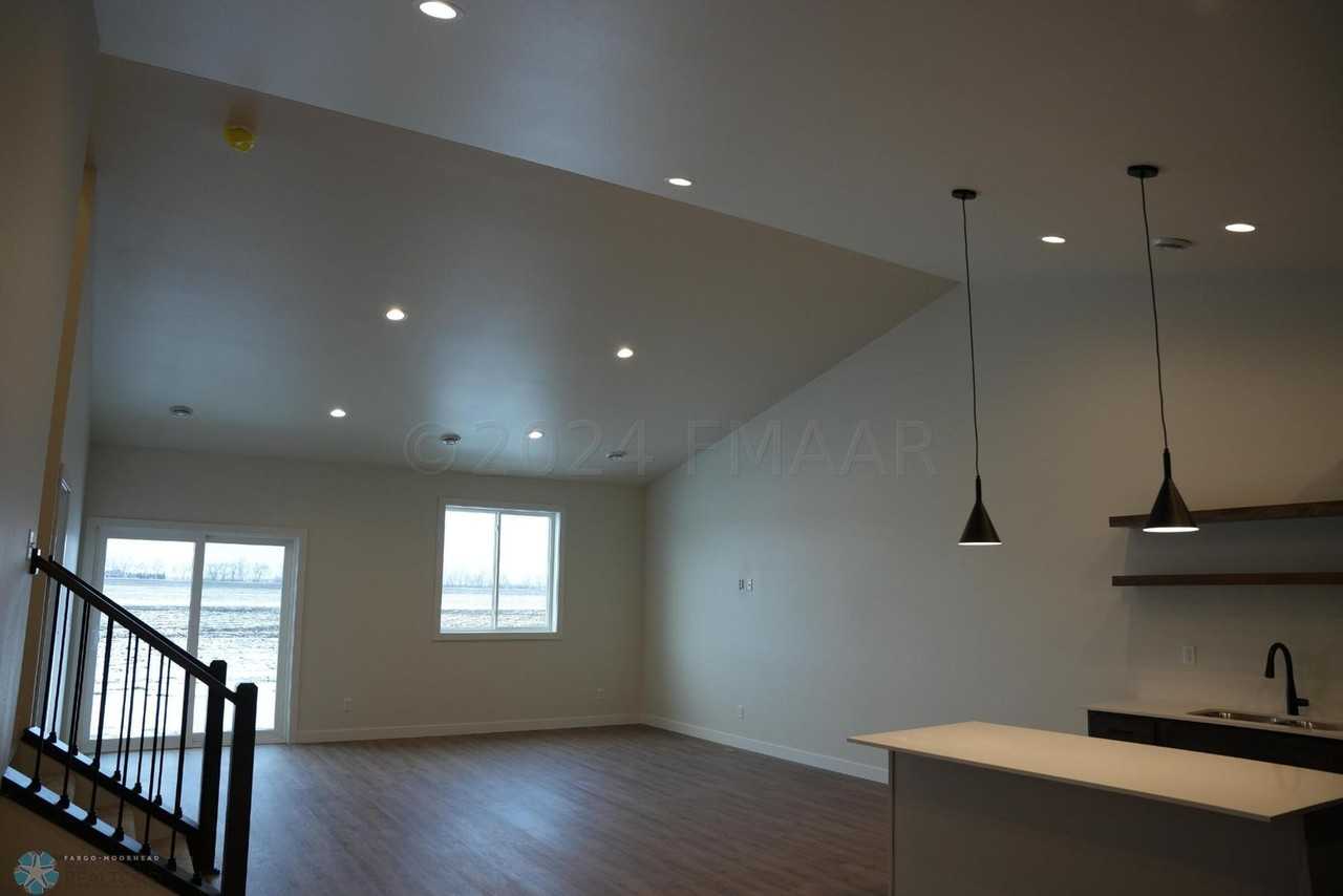 1606 6th Ave Ne - Photo 7 of 7