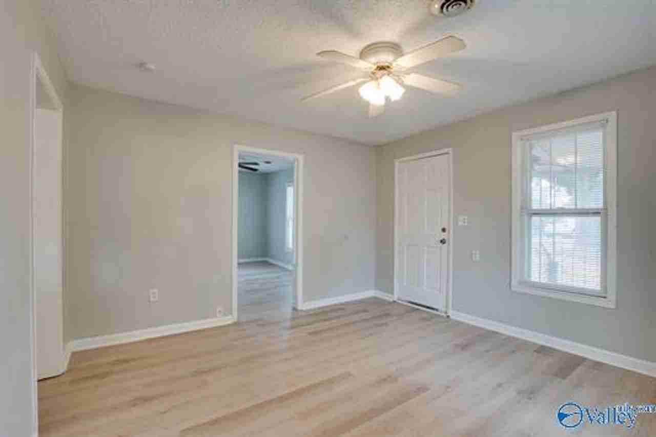 2603 6th Ave Sw - Photo 3 of 11