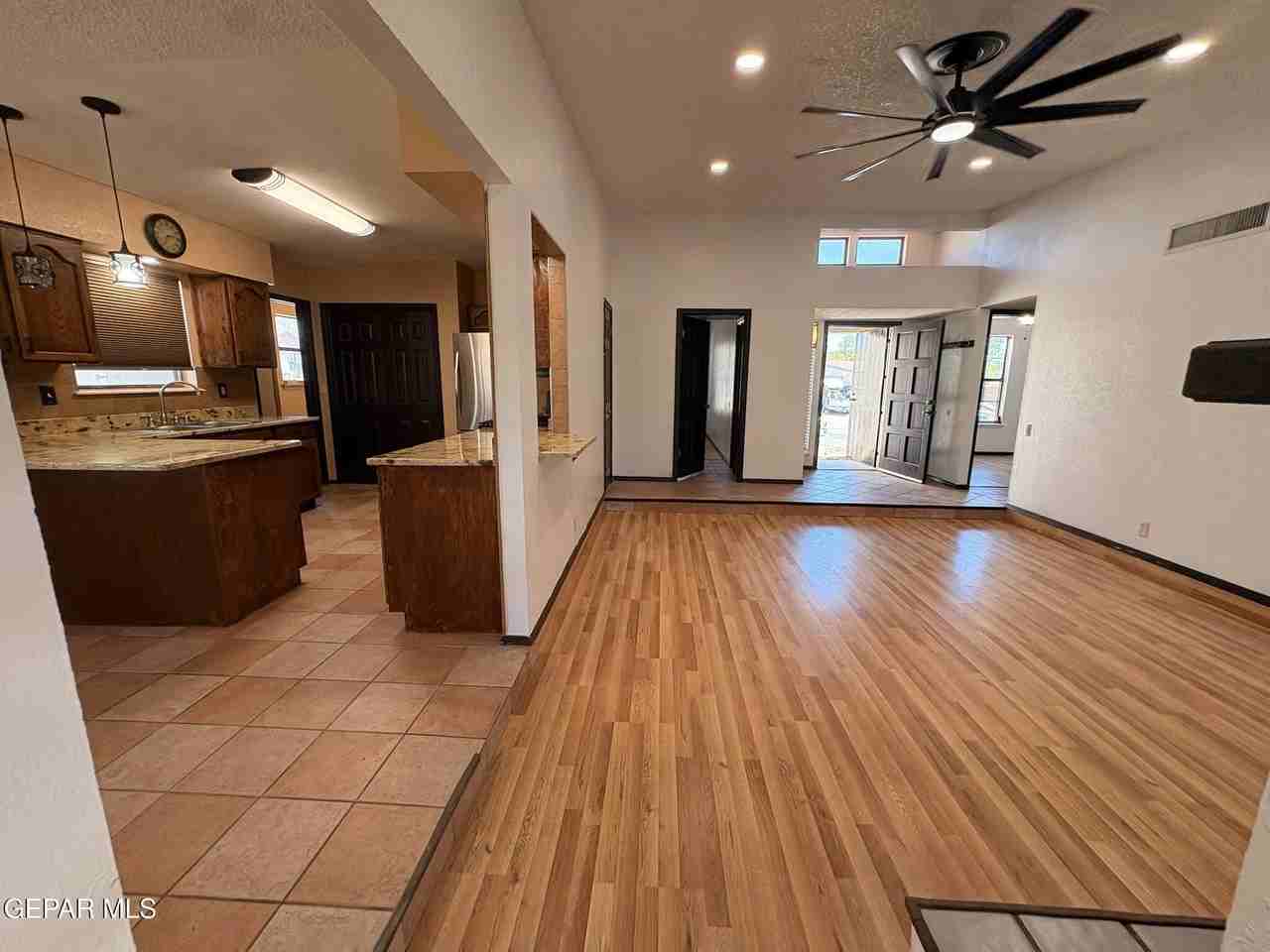 7148 Villa Hermosa Dr - Photo 3 of 47
