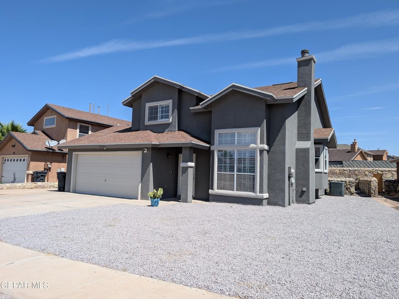 12145 Sun Arbor Pl - Photo 2 of 37