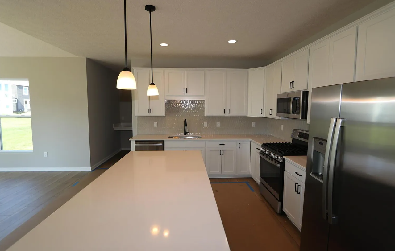 91 Sienna Glenn Dr - Photo 4 of 10