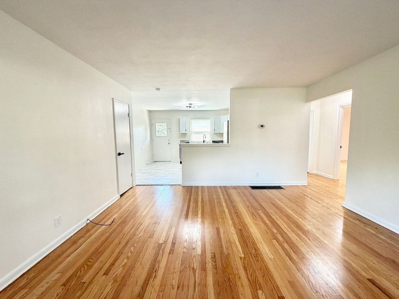 2724 Riedling Dr - Photo 2 of 20