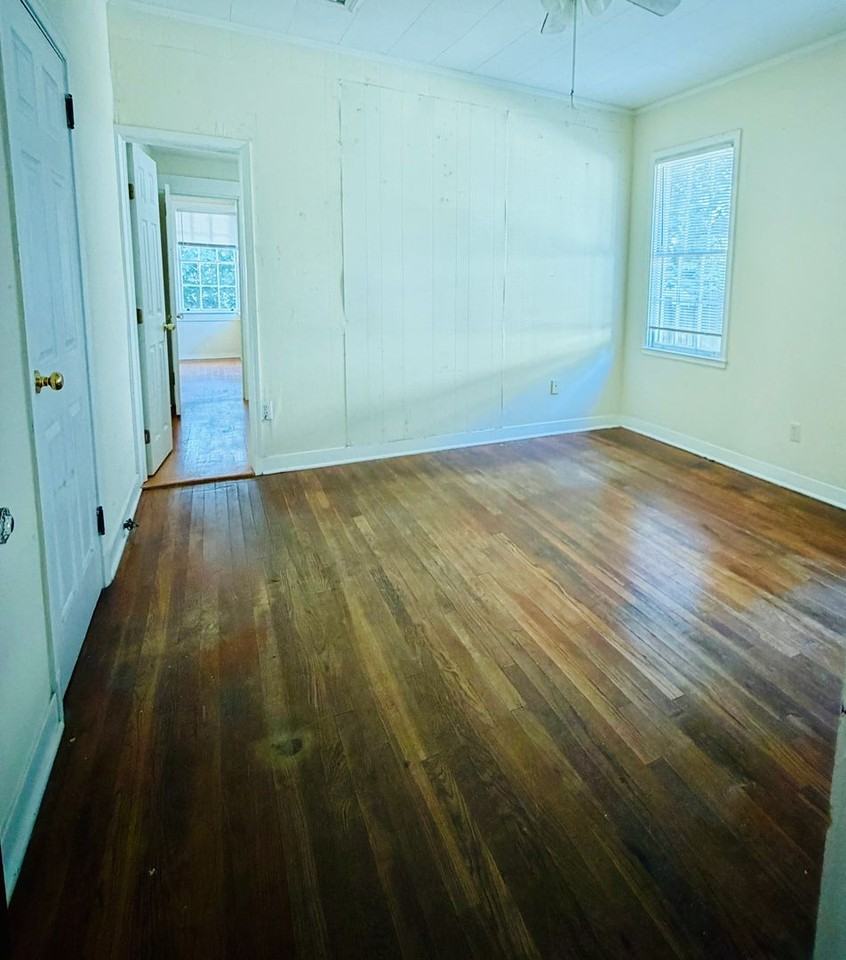 2500 Louisiana Ave - Photo 6 of 13