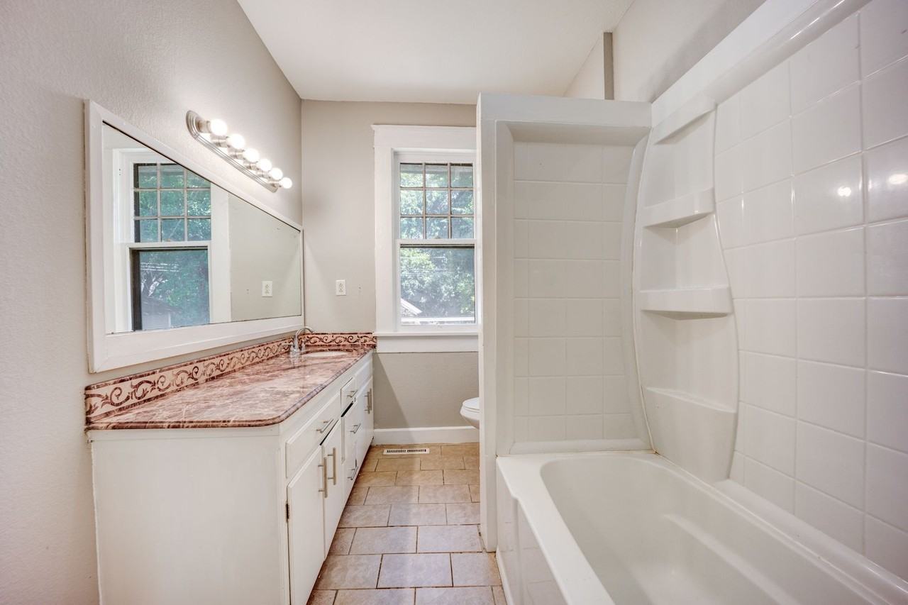 508 May Ave - Photo 3 of 21
