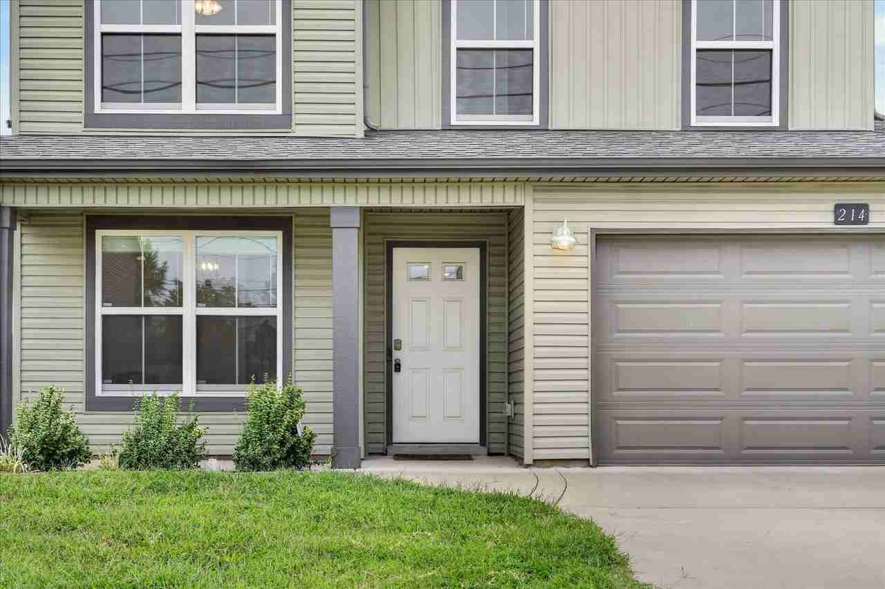 214 Copeland Rd - Photo 4 of 37