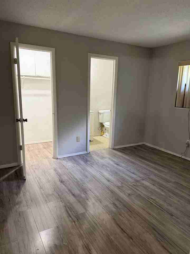 8323 Esperanza St - Photo 4 of 11
