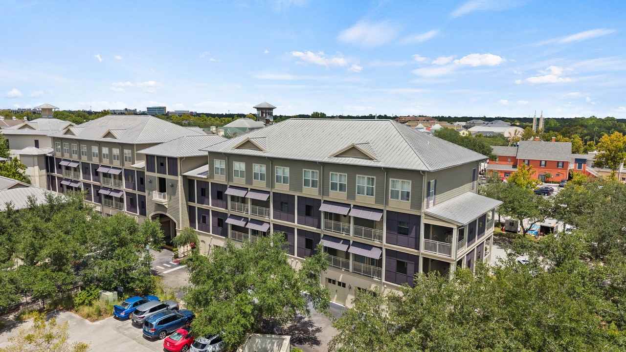 650 Campus St #204 - Photo 4 of 50