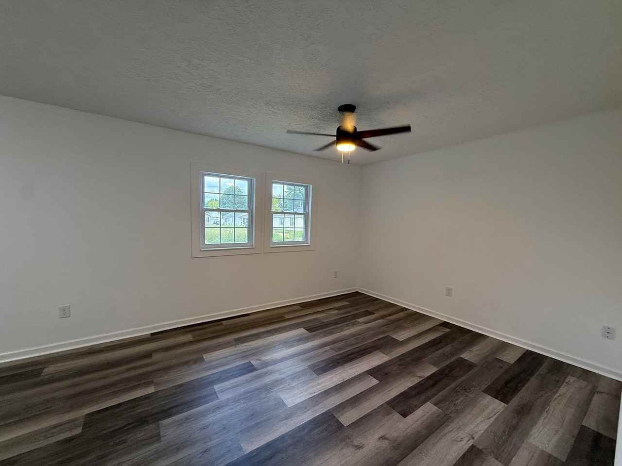 1728 Park St - Photo 5 of 9