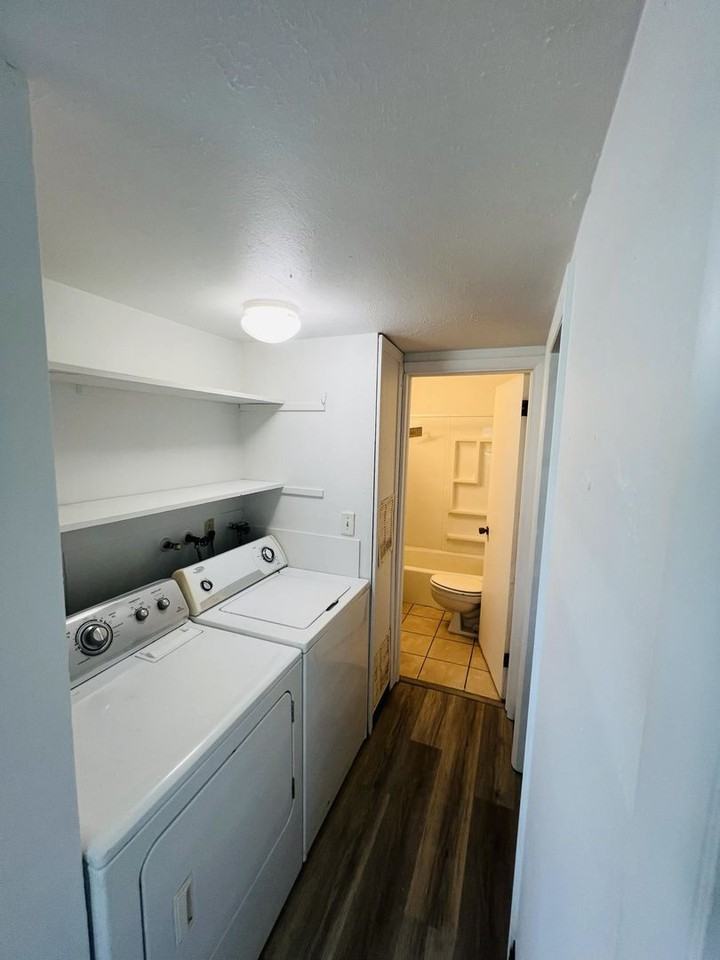 1006 Archer St - Photo 6 of 10