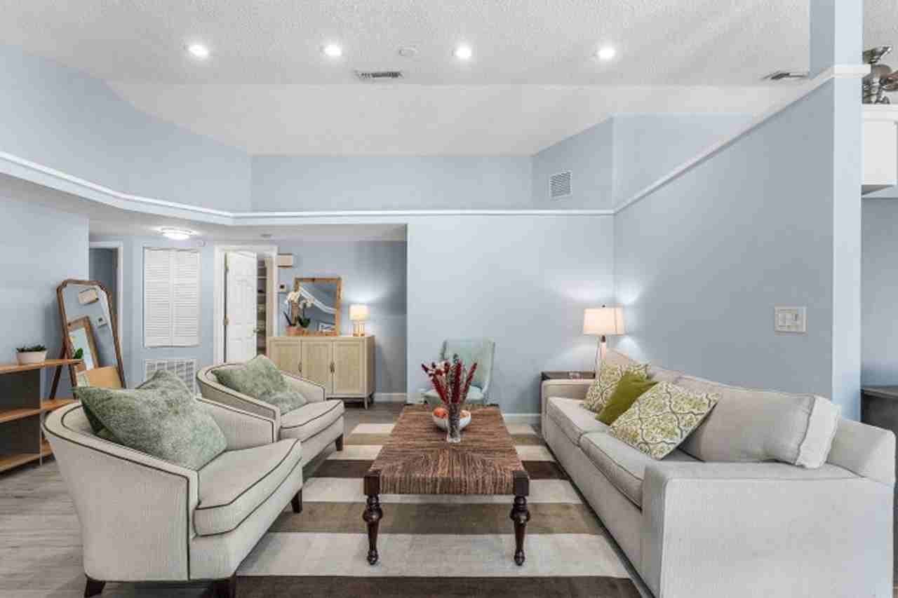 559 Nw 38th Ter - Photo 7 of 21